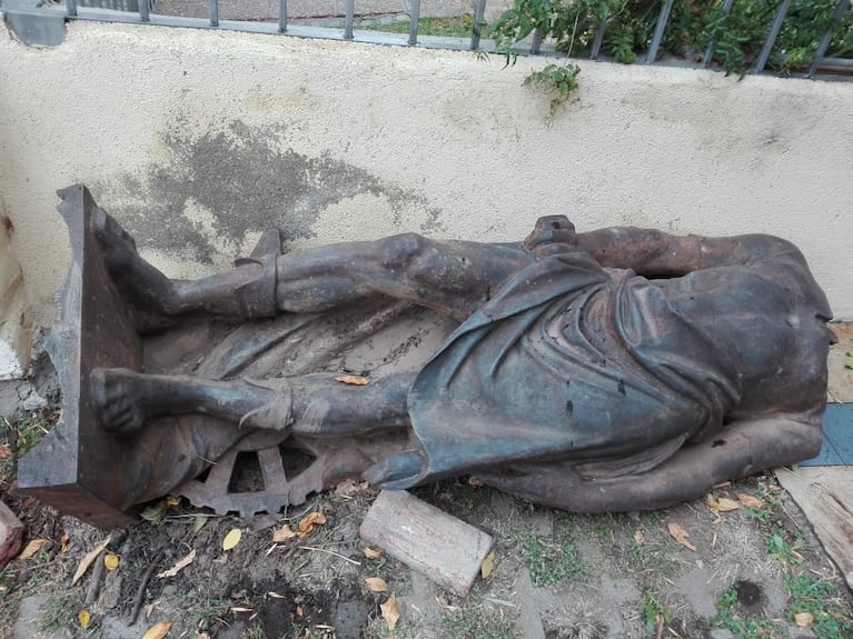 Encuentran estatua desaparecida desde hace 40 años