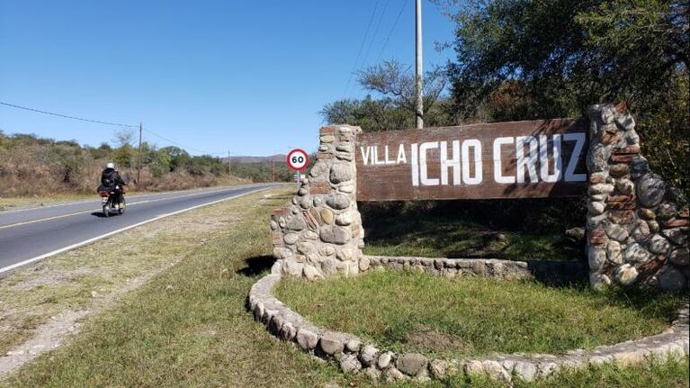 Engañaban con una casa que si existe en la Falda, pero no en Icho Cruz