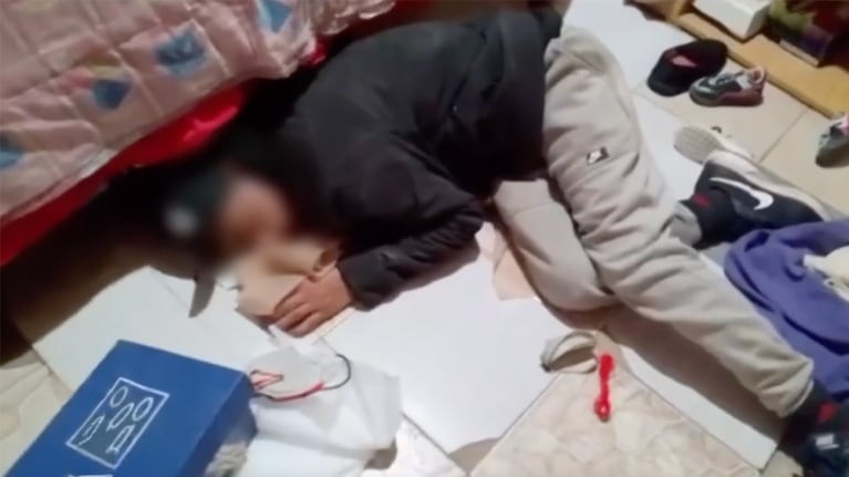 Entró en una casa para robar y se quedó dormido en el piso (Captura: TN)