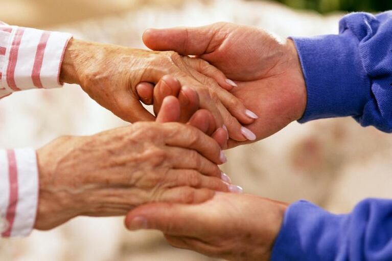 Enviudó de su tía abuela de 91 años y ahora reclama la pensión