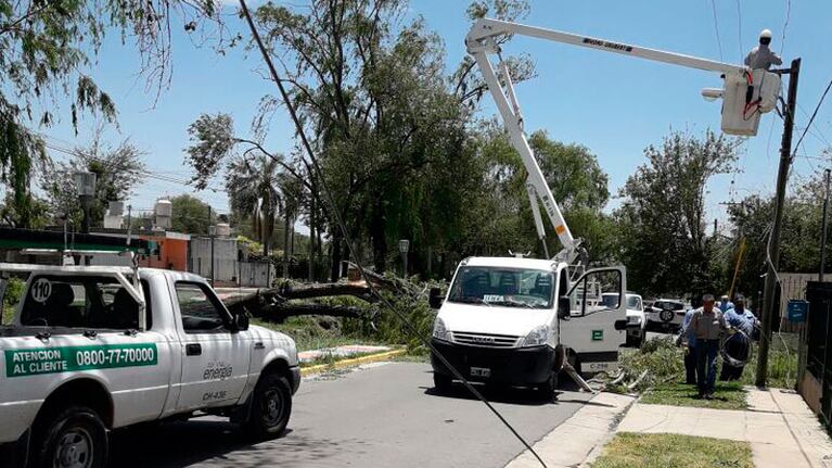 EPEC culpa a los vientos por los problemas de energía.