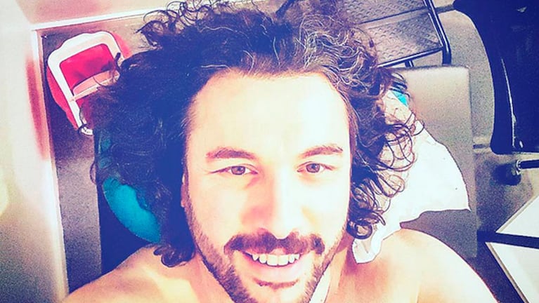 Ergüm Demir al desnudo en Instagram