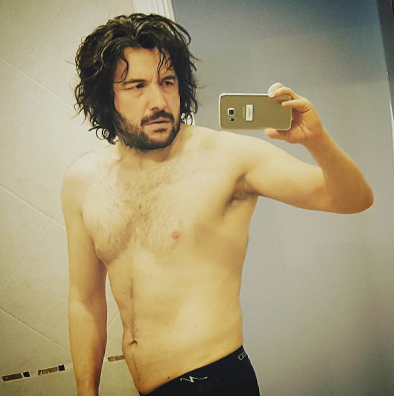 Ergüm Demir al desnudo en Instagram
