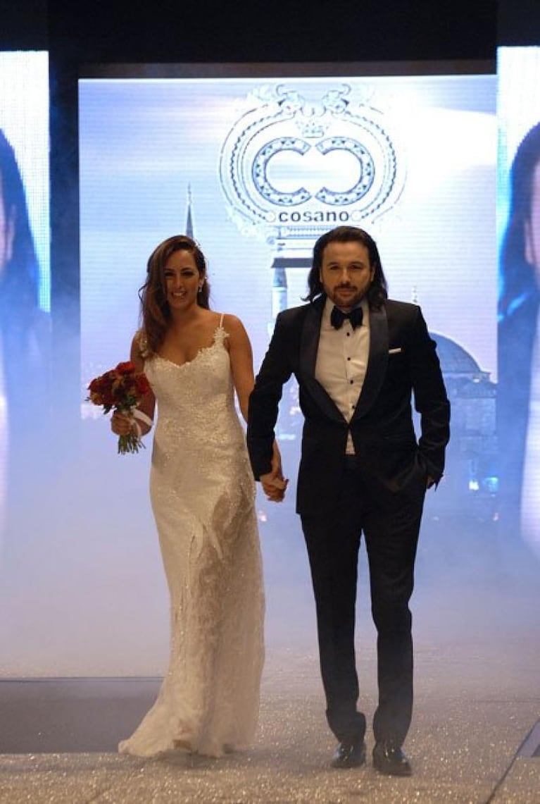 Ergün Demir se "casó" con su traductora