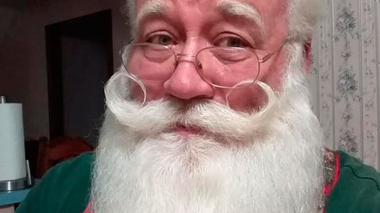 Eric Schmitt-Matzen, el Papá Noel que le cumplió el último deseo a un niño.