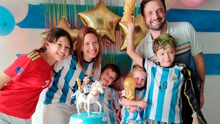 Es cordobesa, cumplió 3 años y festejó con una torta de Messi en unicornio