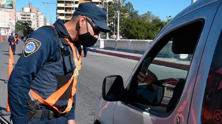 Es obligatorio circular con el permiso de la app Cuidar.
