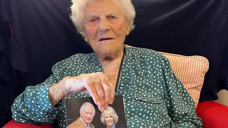 Es una británica que tiene 115 años.