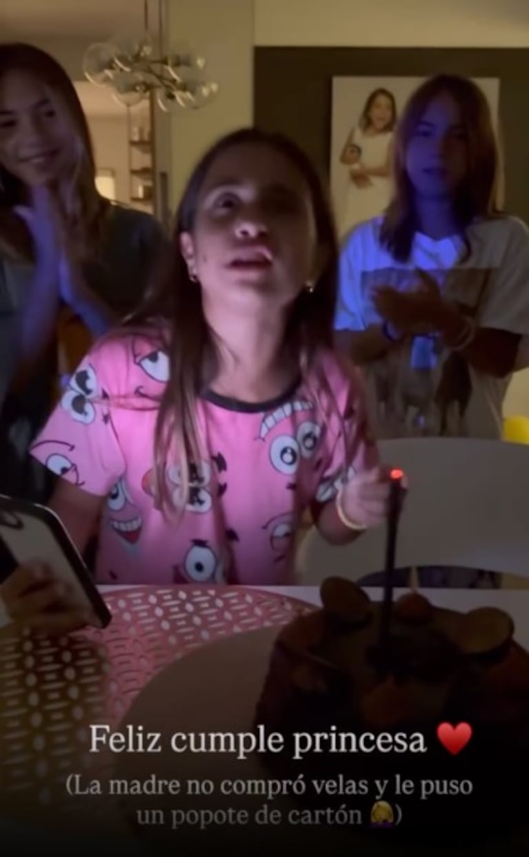 “¿Es una…?”: el inesperado detalle en la torta de la hija de Cinthia Fernández que vieron todos