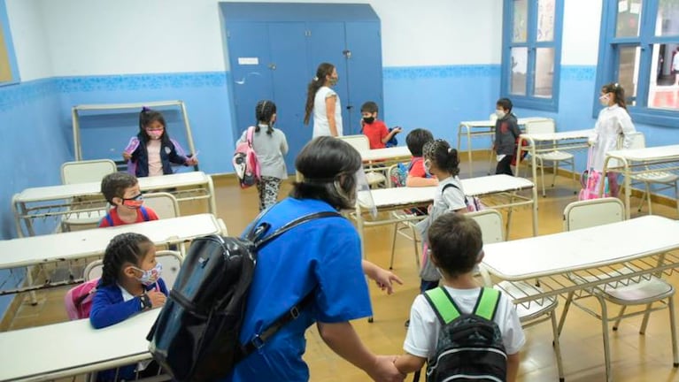 "Es una normalidad anormal", afirmó Juan Monserrat sobre la realidad de las escuelas.