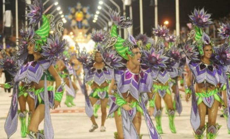 Escándalo en Gualeguaychú por un extraño baile