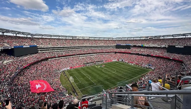 España le ganó con autoridad a Francia en semifinales y pasó a la final del Mundial