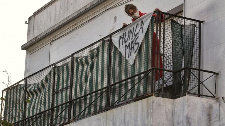 Este 24 de marzo se pide "Nunca Más" desde los balcones.