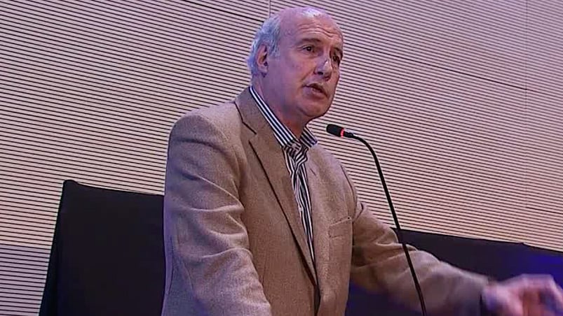 Esteban Dómina lanzó su candidatura a intendente. 