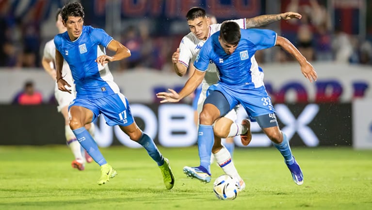 Estudiantes de Río Cuarto recibe a Tigre por el debut en el Torneo Clausura.