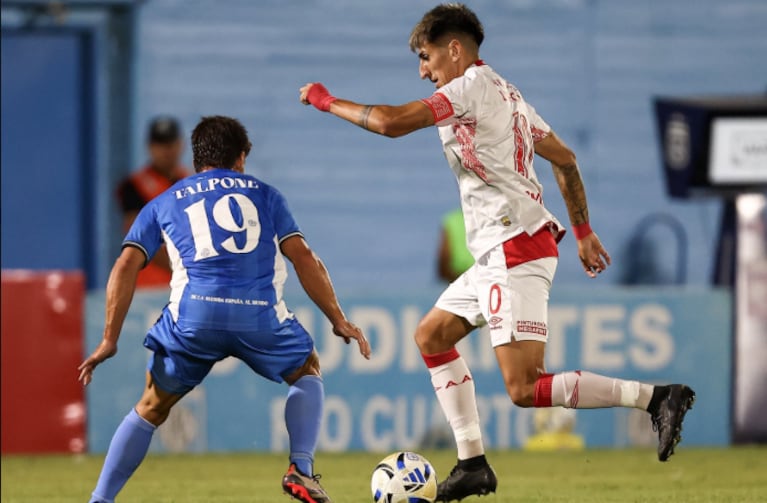 Estudiantes de Río Cuarto versus Aergentinos Juniors