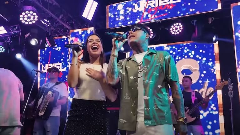 Euge Quevedo y Uriel Lozano juntos en la grabación de "Me enamoré".