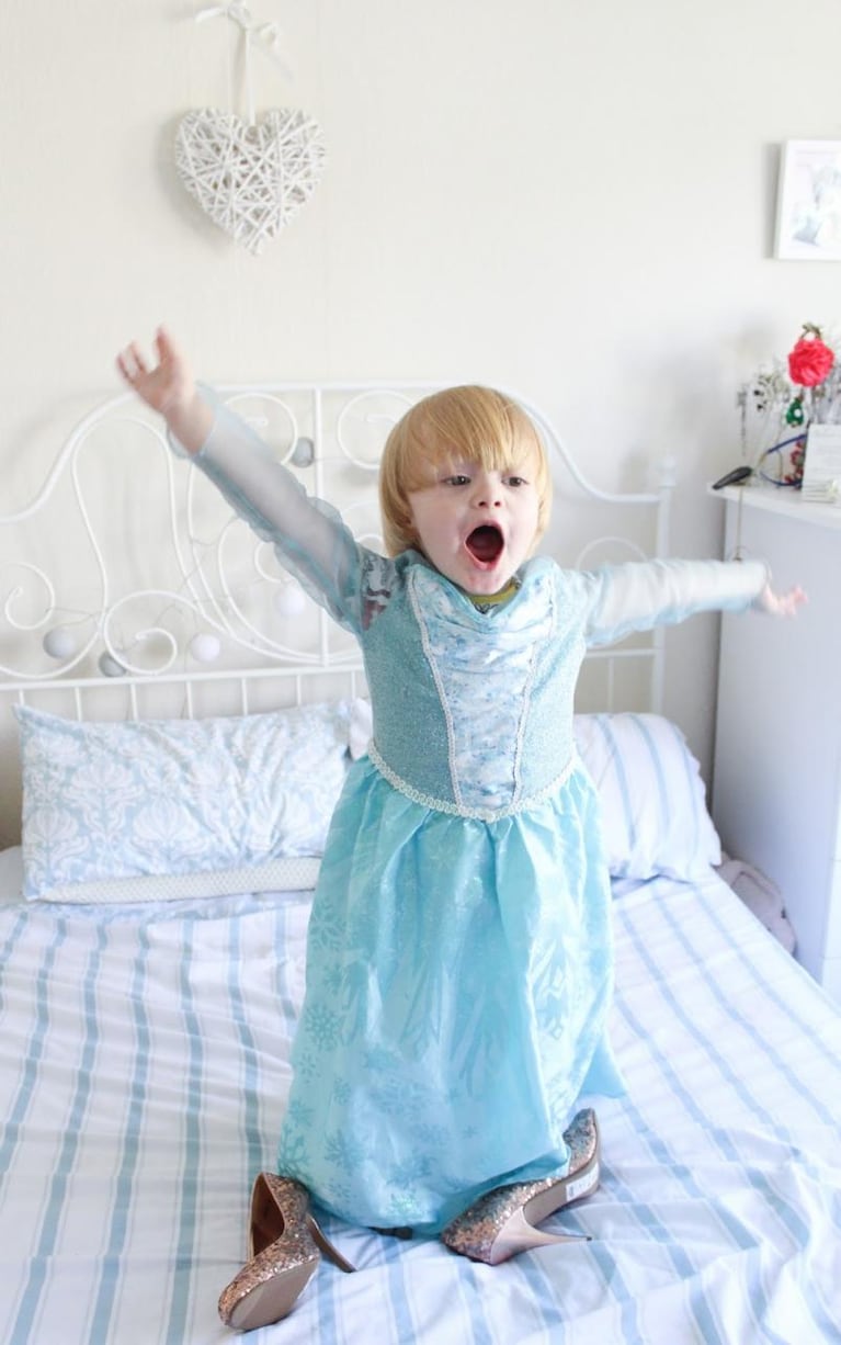EuroDisney le prohibió a un niño ser “Princesa por un día”