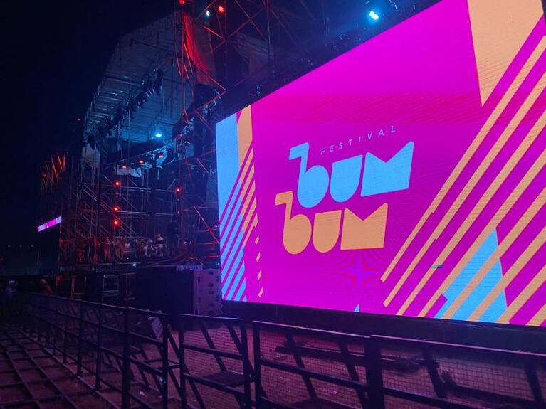 Exclusivo: La Mona probó sonido en el escenario Bum Bum