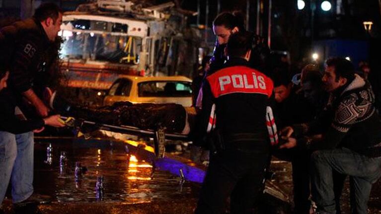 Explosión en Ankara deja 37 muertos y 75 heridos