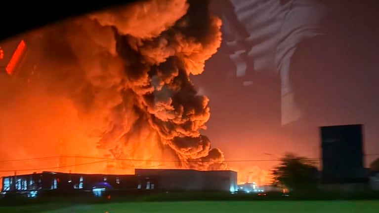 Explosión en una fabrica en Buenos Aires.