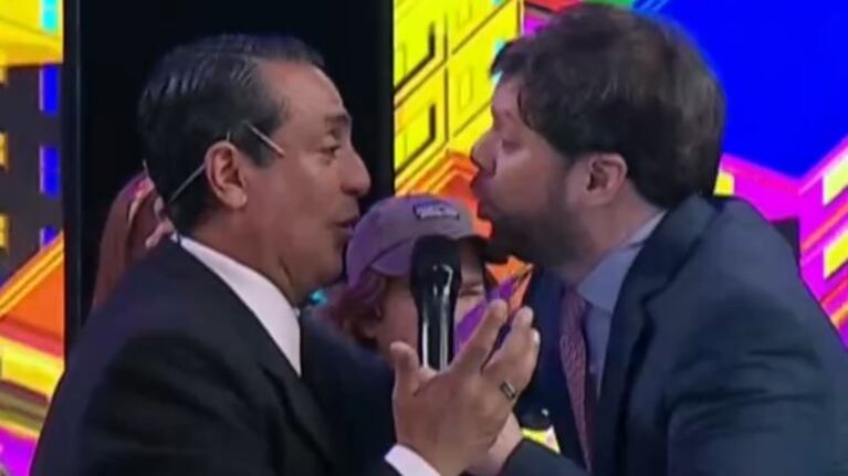 Fabián y Guido, metidísimos en un tango.