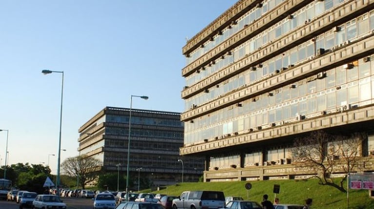 Facultad de Ciencias Exactas, Físicas y Naturales. 