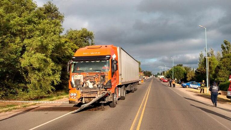 Falleció una mujer en otro accidente en las rutas de Córdoba: la chocó un camión