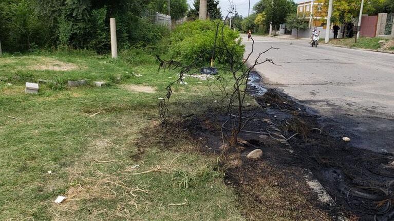 Familiares del presunto ladrón atacaron una casa a metros de donde fue baleado