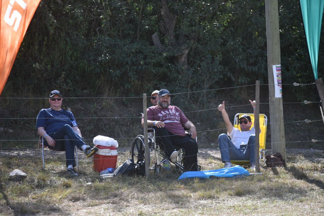 Fanáticos, velocidad y pasión: el Rally comenzó con todo. Foto: Lucio Casalla / ElDoce.tv.