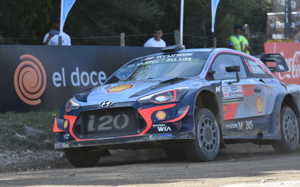 Fanáticos, velocidad y pasión: el Rally comenzó con todo. Foto: Lucio Casalla / ElDoce.tv.