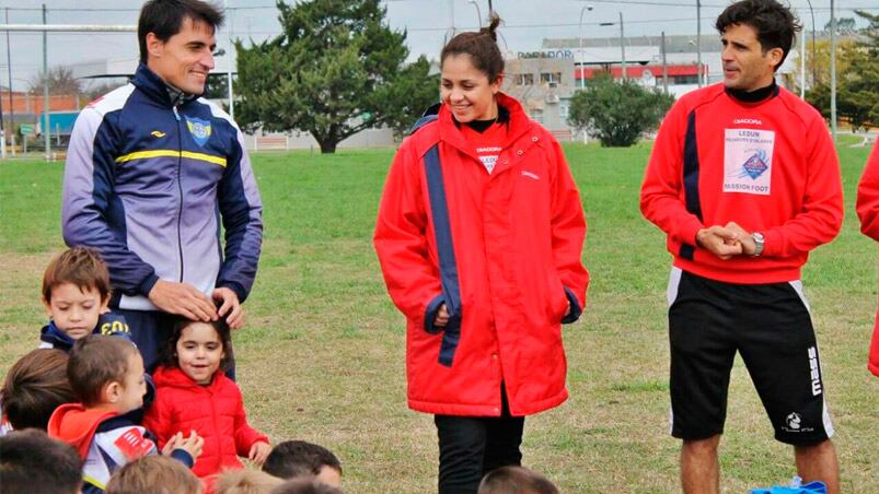 Farré le regaló un fin de semana inolvidable a los niños de Colón. 