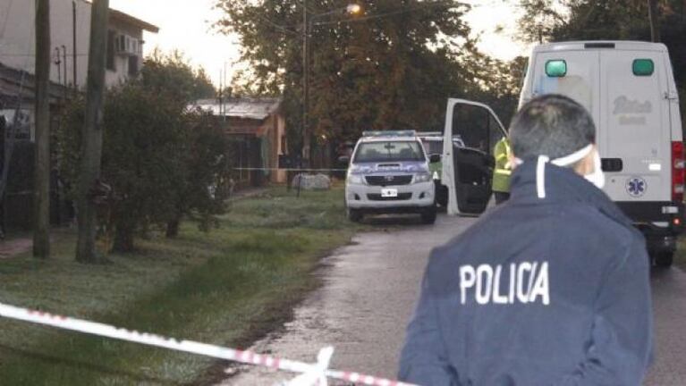 Femicidio en Pilar: asesinó a puñaladas a su ex e hirió a su hija