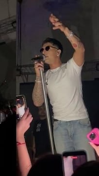 Fer Olmedo se enojó por un corte de luz en pleno baile y pidió disculpas a su público: ”Me siento avergonzado"