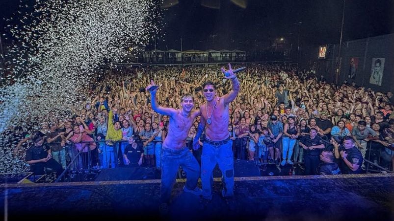 Fer Olmedo y Joaco Martín tras el baile en Rio Cuarto.