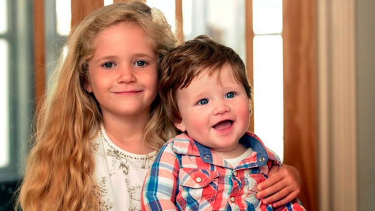 Fergus y su hermana Ella, dos "pelucas" con máxima facha.