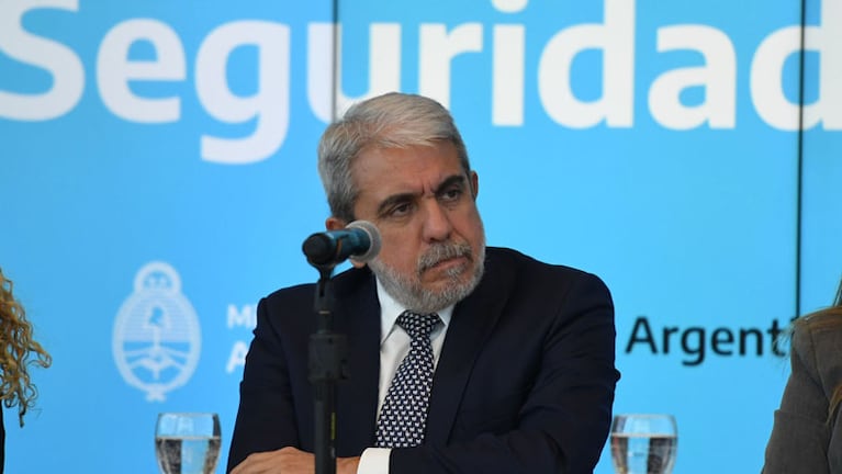 Fernández defendió a Guzmán y al presidente. 