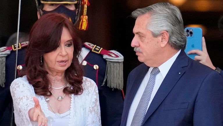 Fernández reconoció que termina la presidencia enfrentado a CFK: “Muy títere no era”