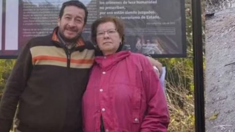 Fernando Albareda junto a su madre Susana Montoya.