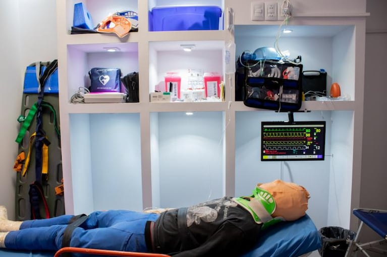 FICDE inauguró sede donde brindará capacitación avanzada en el área de salud mediante tecnologías de simulación