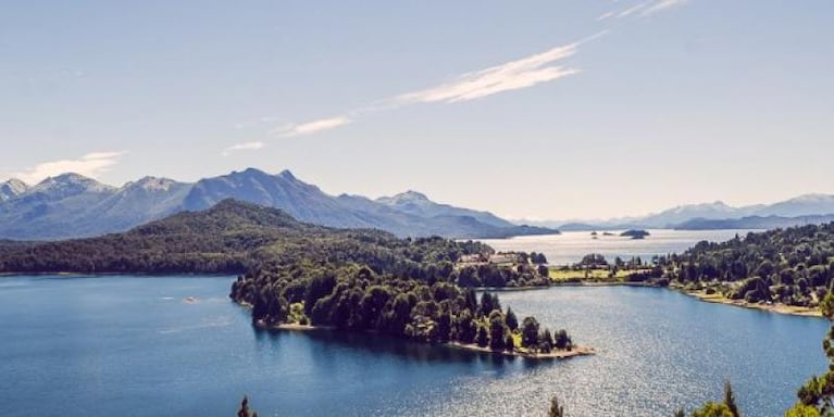 Fin de semana largo: cuánto sale volar a Buenos Aires, Bariloche, Cataratas y Mendoza desde Córdoba