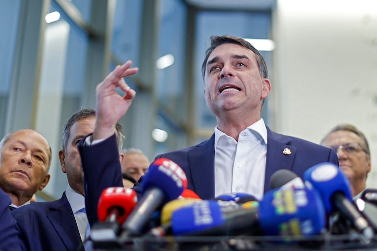 Flavio Bolsonaro aspira a la presidencia de Brasil.