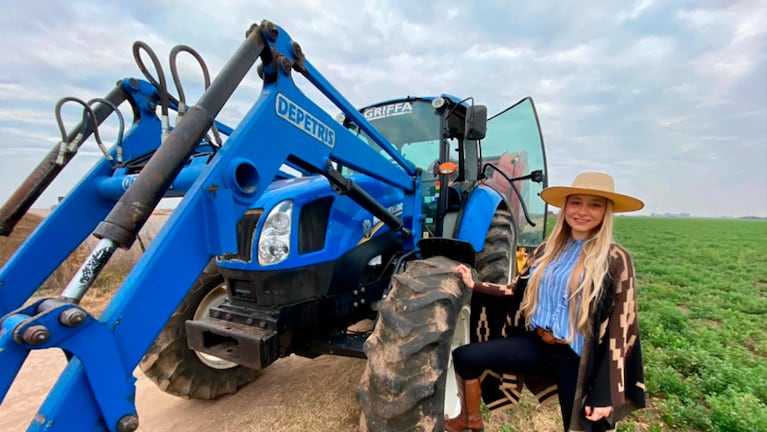 Flor Arroyo, la agroinfluencer cordobesa que fusiona el trabajo en el campo y la moda