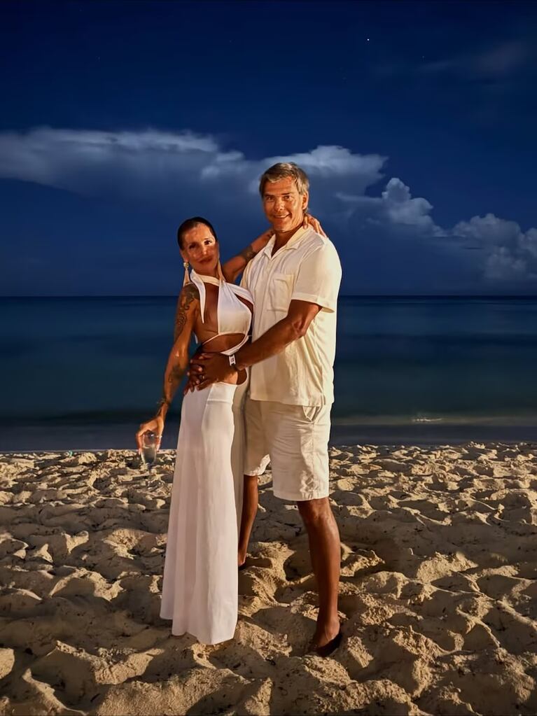Flor Peña con su esposo, Ramiro Ponce León. (Imagen: Instagram).