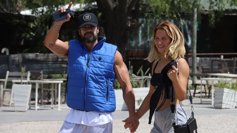 Flor Vigna y Luciano Castro en Mar del Plata. 