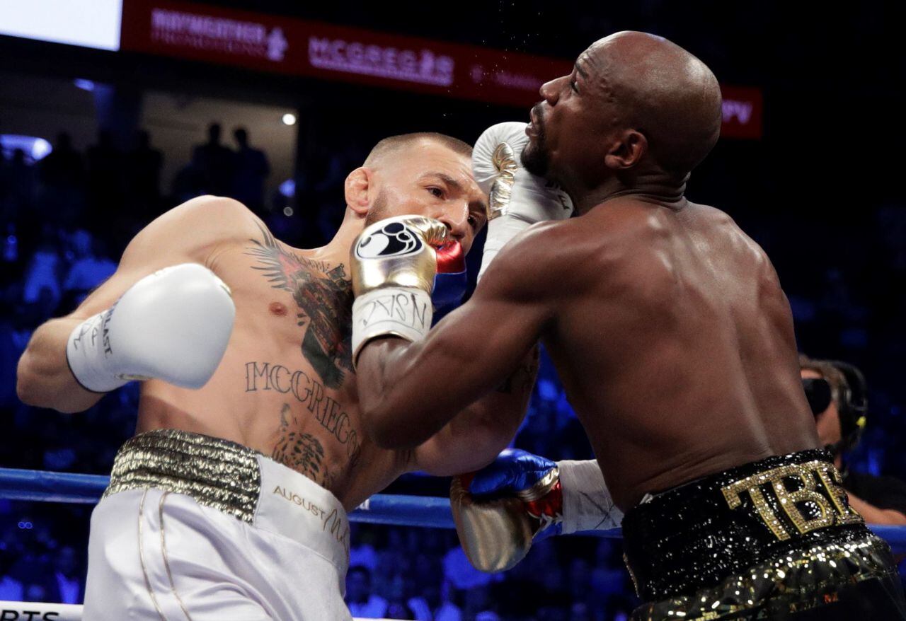 Floyd Mayweather noqueó a Conor McGregor en el combate del año.