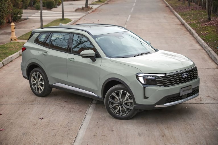 Ford Territory lidera el ranking de los SUV híbridos y eléctricos más vendidos del país