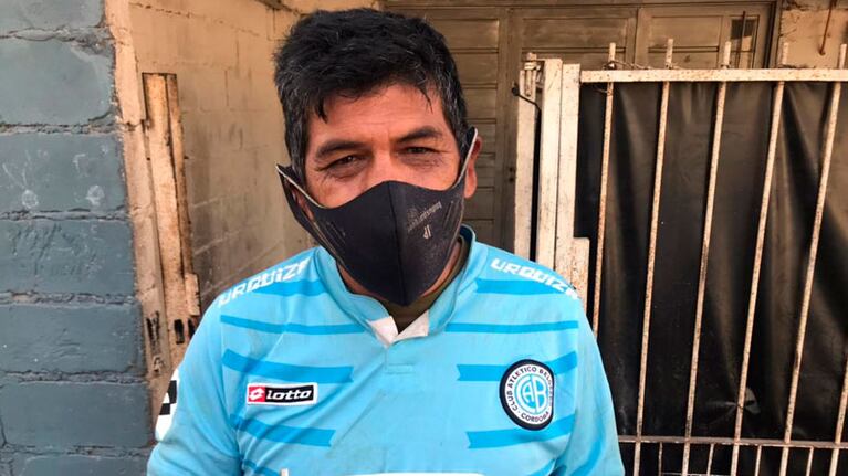Francisco Cabral es vendedor ambulante y vive en barrio Ituzaingó.