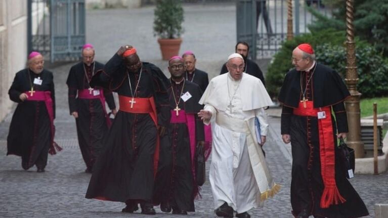 Francisco y el encuentro con los obispos, previo al sínodo. Foto: AFP