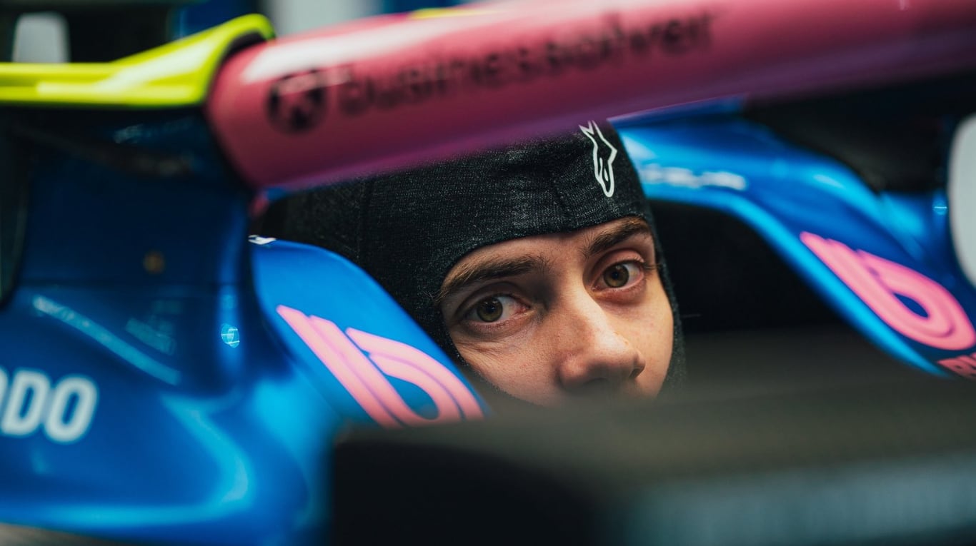 Franco Colapinto larga desde boxes. Foto: X@AlpineF1Team.